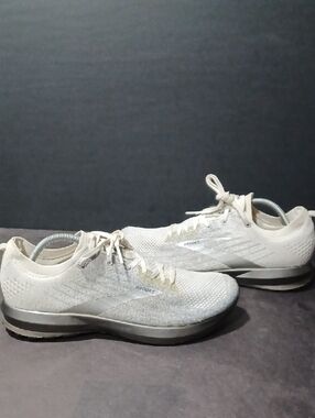 Brooks Levitate 3 Mens Running Shoes Sz 11 Pre-Owned 1103121D153